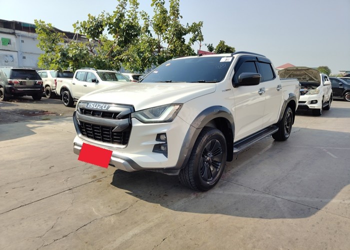 ISUZU
             
                 for Sale for Sale